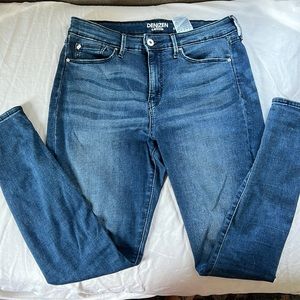 Denizen High-Rise Super Skinny Jeans